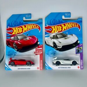 Hot Wheels Koenigsegg Lot of 2x -Koenigsegg Jesko Red Edition 2018 Target /White